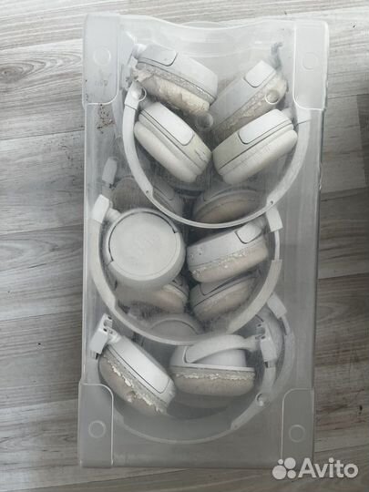 Беспроводные и проводные наушники JBL (8 шт)