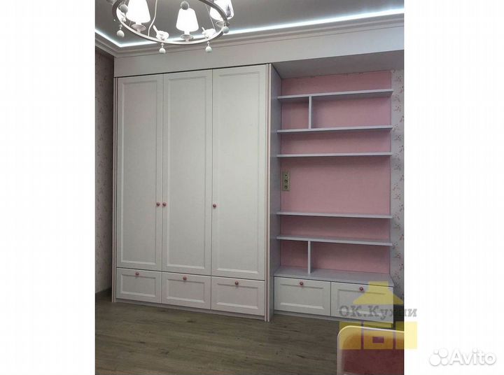 Распашной шкаф