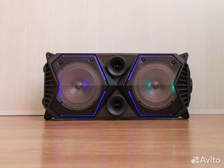 Мощная блютуз колонка 30 Ватт (новая модель)