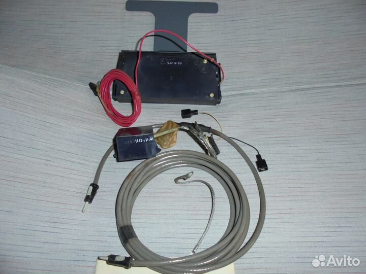 Новая внутрисалон-я антенна ав-2404-01 для седана