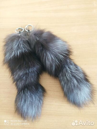 Брелок из меха чернобурки