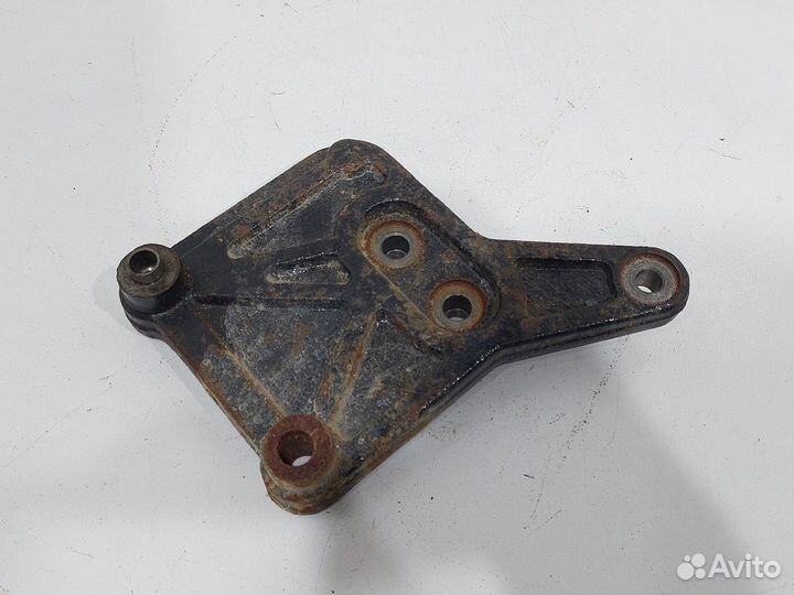 Кронштейн опоры двигателя (Jac J7)