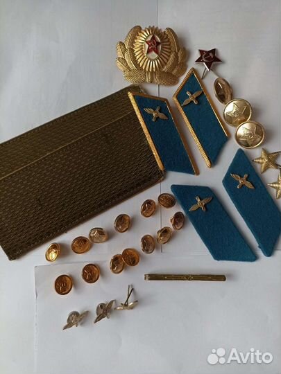 Кокарды СССР, пуговицы, петлицы СССР