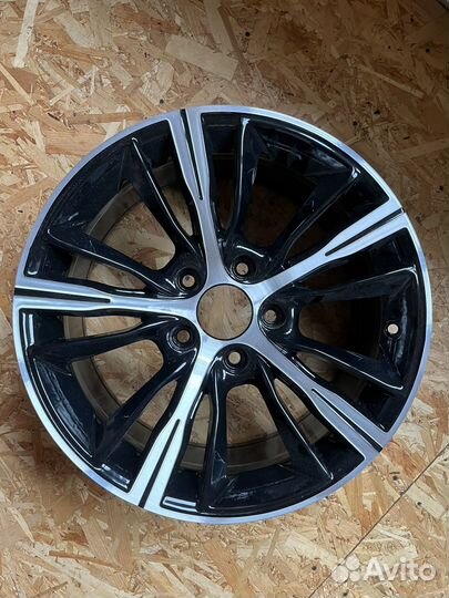 Автомобильные диски r17