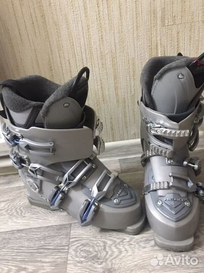 Горнолыжные ботинки