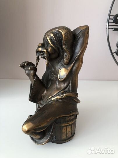 Фигурка металлическая покрытая бронзой