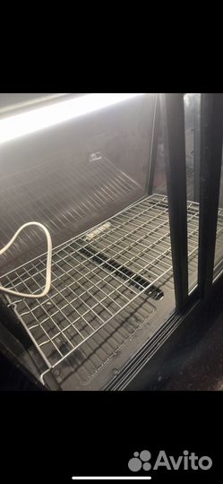 Холодильная витрина бу