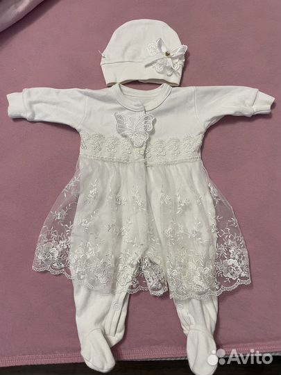 Комплект на выписку для девочки новый