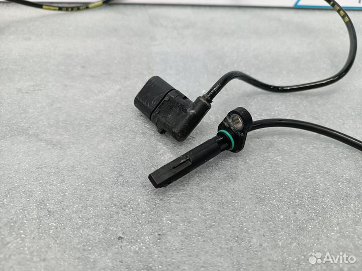 Датчик ABS передний правый Mercedes C-Class C205