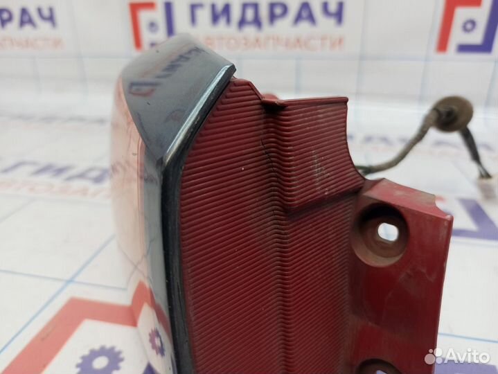 Фонарь задний наружный левый Mitsubishi Lancer X (CY) 8330A555. Дефекты