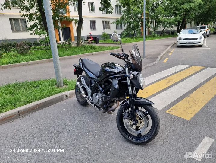 Мотоцикл Suzuki SFV 650 Gladius, 2013