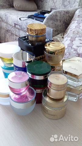 Стеклянные баночки и бутылочки