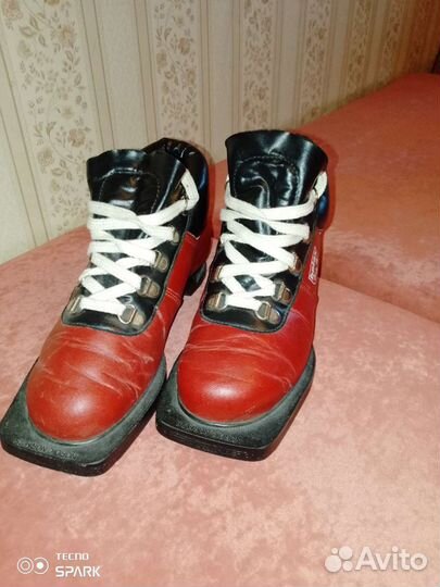 Лыжные ботинки botas 33-34размера