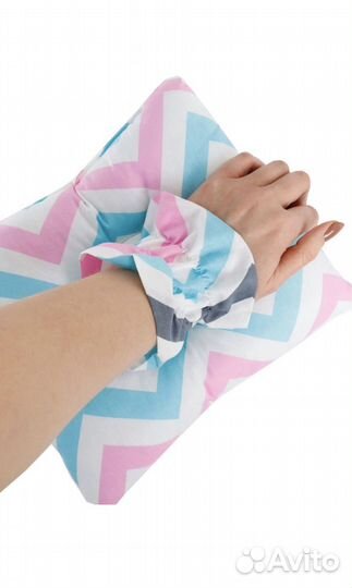 Подушка для кормления ребенка новая на манжете