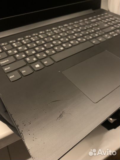 Мощьный ноутбук Lenovo