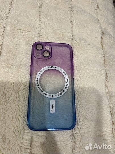 Чехол на iPhone 13