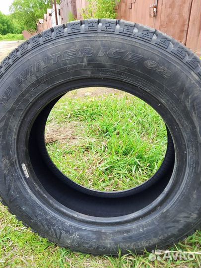 Dunlop SP Winter Ice02 175/70 R14