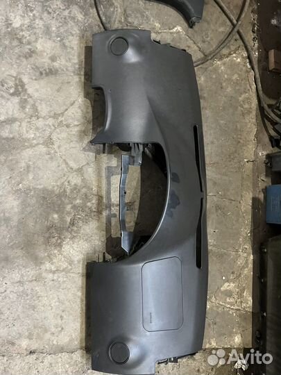 Торпеда накладка панели Geely Mk