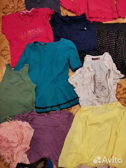 Отдам женскую одежду 44-46