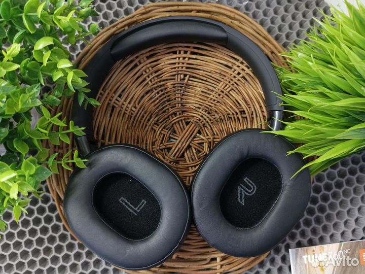 Беспроводные наушники JBL Tune 760NC Black