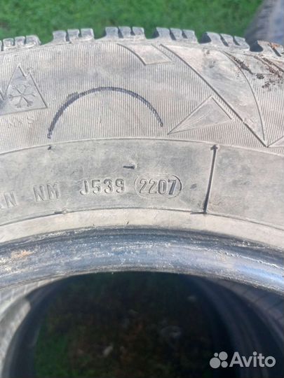 Pirelli Winter Carrier 215/65 R16