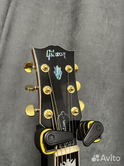 Акустическая гитара Gibson J200 новая + чехол