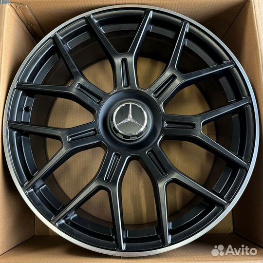 Диски R19 на Mercedes AMG