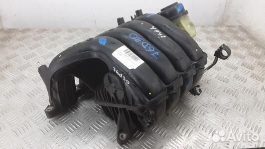 Впускной коллектор бензиновый toyota auris E150 (7