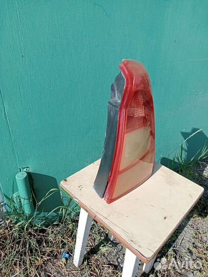 Фонарь задний рено логан