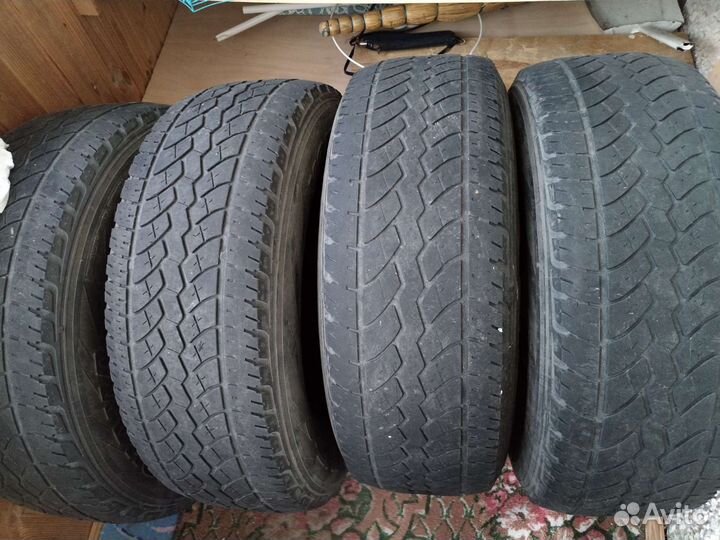 Yokohama 104ZR 265/70 R16 112H