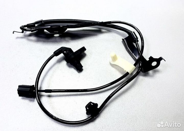 Датчик Абс toyota camry v50 55 перед. прав