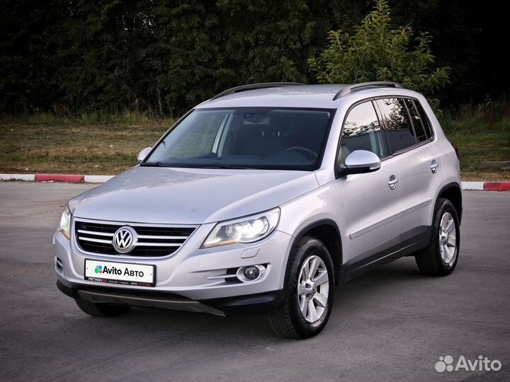 Volkswagen Tiguan 2.0 AT, 2011, 187 000 км