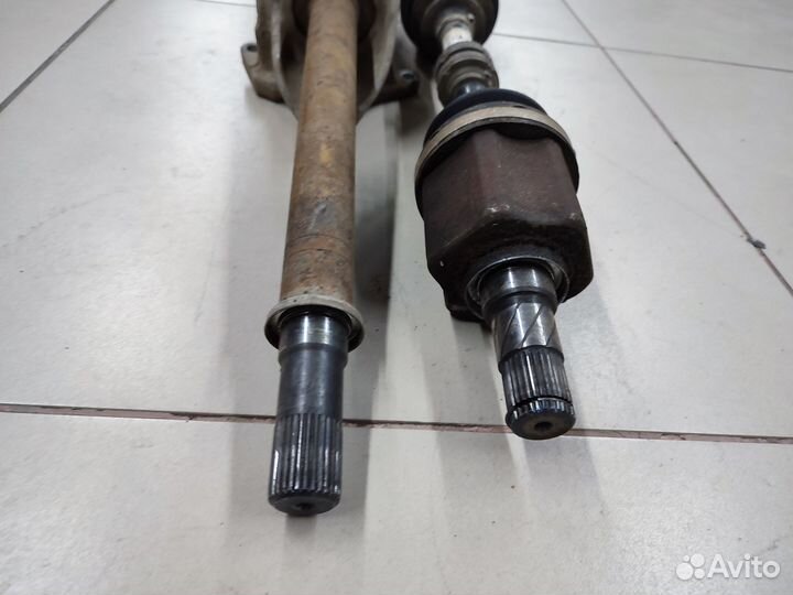 Привод передний правый Nissan Qashqai J11