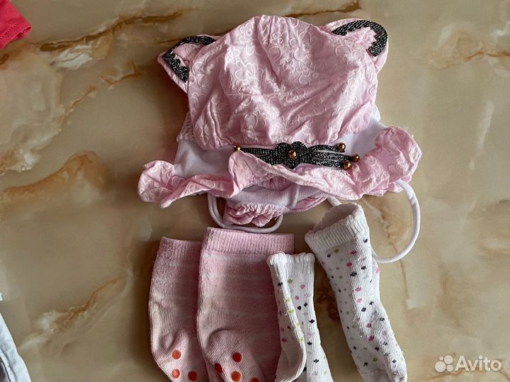 Продам одежду на девочку от 1 года до 1,5 на лето