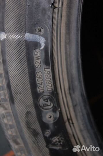 Bridgestone ST10 225/40 R18