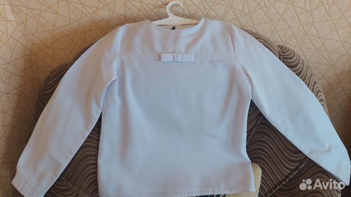 Блузка и юбка форма