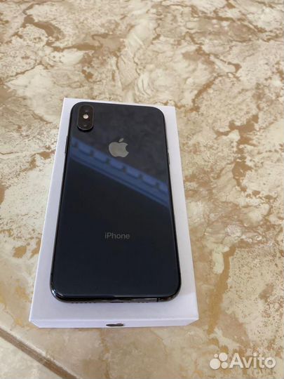 Телефон iPhone xs