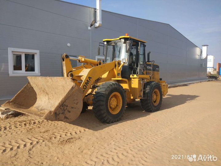 Требуется машинист- водитель на фронтальный погруз