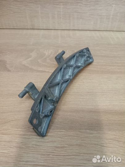 Петля люка стиральной машины Bosch Siemens 626459