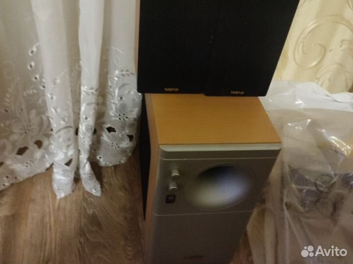 Усилитель с колонками sven