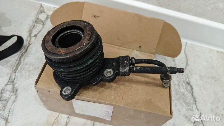 Гидравлический выжимной подшипник на фордМондео 3