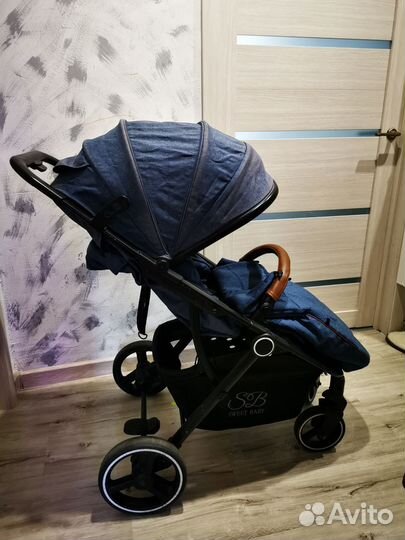 Прогулочная коляска