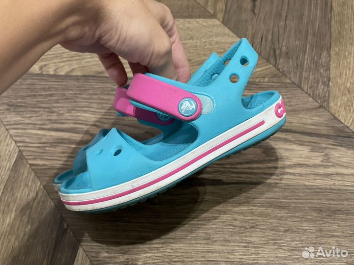 Сандалии crocs c9