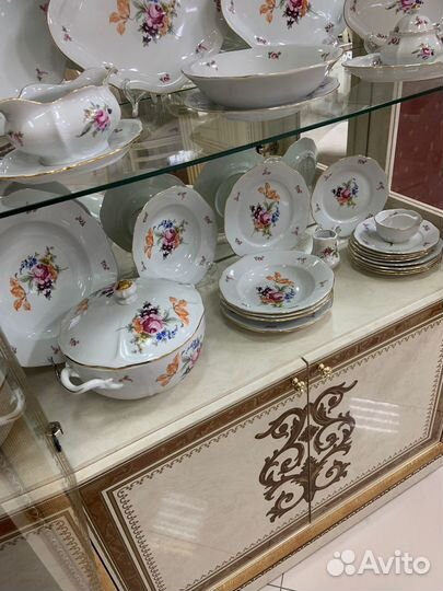 Продам столовый сервиз