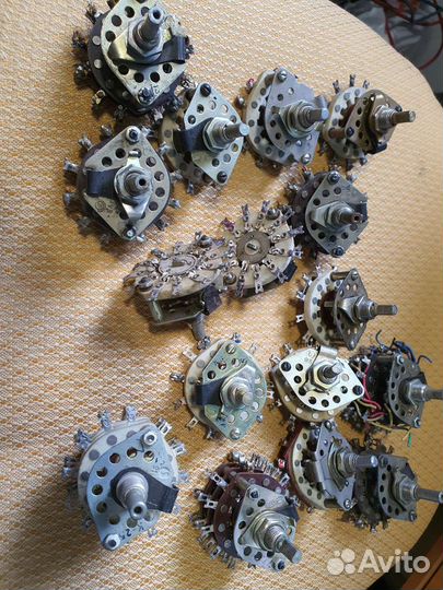 Переключатель галетный посеребрённый