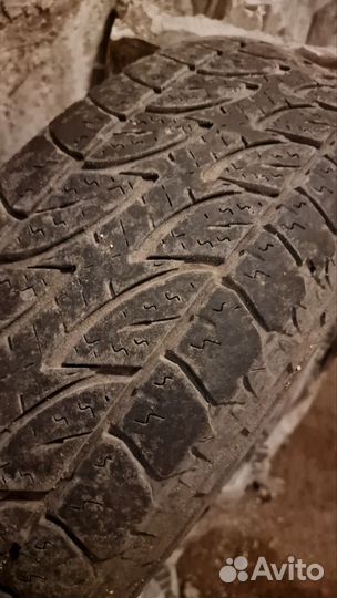 King Meiler UG4 215/70 R16