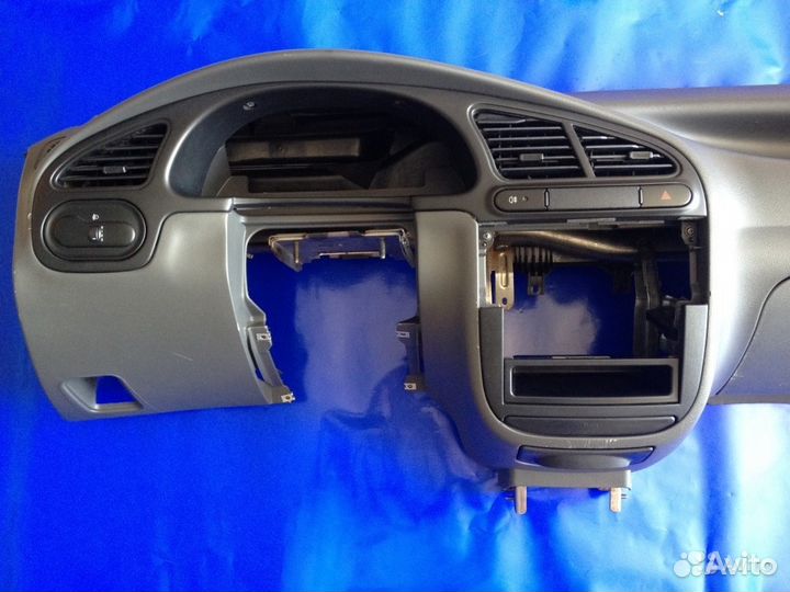 Торпедо Панель приборов Chevrolet Lanos