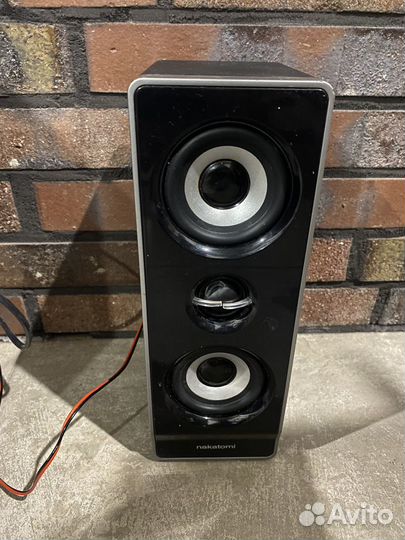 Колонки 2.1 с сабом