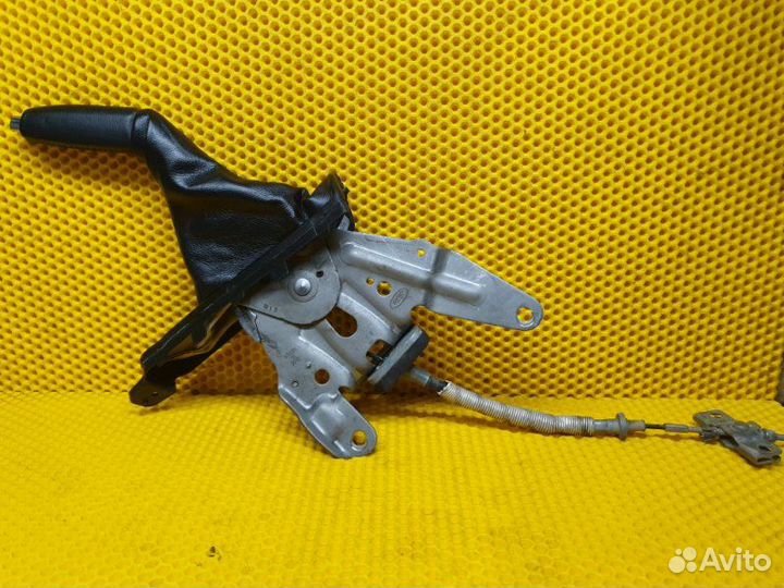 Рычаг стояночного тормоза Ford Mustang VI N48H