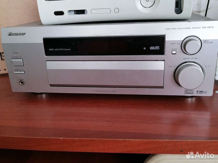 Продам Pioneer VSX-D811S